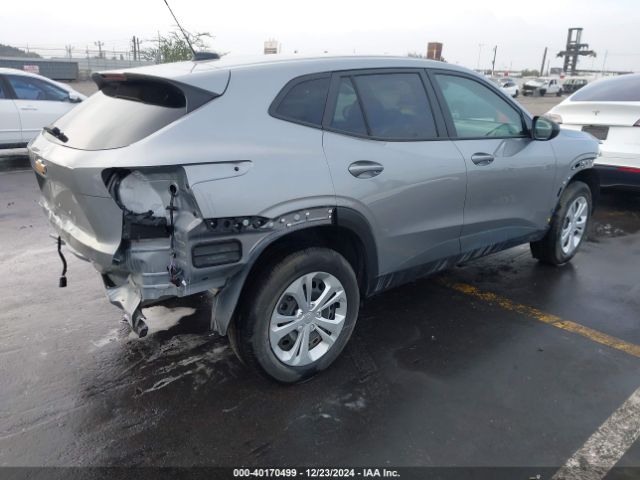 Photo 3 VIN: KL77LFE28RC213581 - CHEVROLET TRAX 