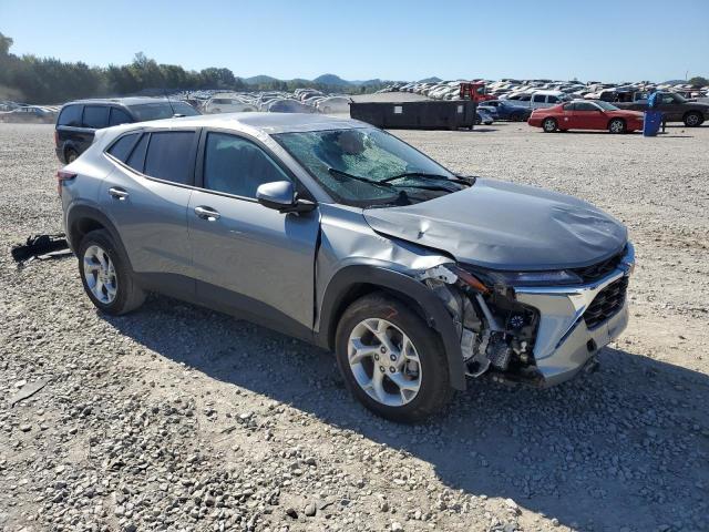 Photo 3 VIN: KL77LFE2XRC133408 - CHEVROLET TRAX LS 