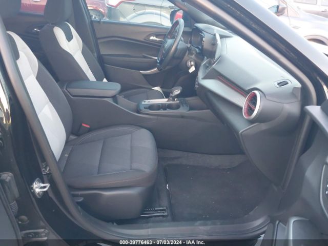 Photo 4 VIN: KL77LGE2XRC111771 - CHEVROLET TRAX 