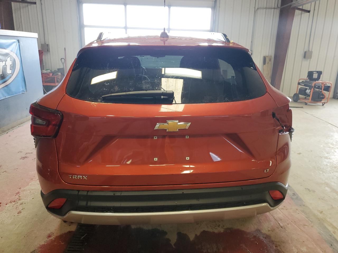 Photo 5 VIN: KL77LHE2XRC119780 - CHEVROLET TRAX 