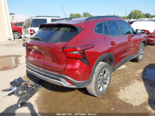 Photo 3 VIN: KL77LHE2XRC165626 - CHEVROLET TRAX 