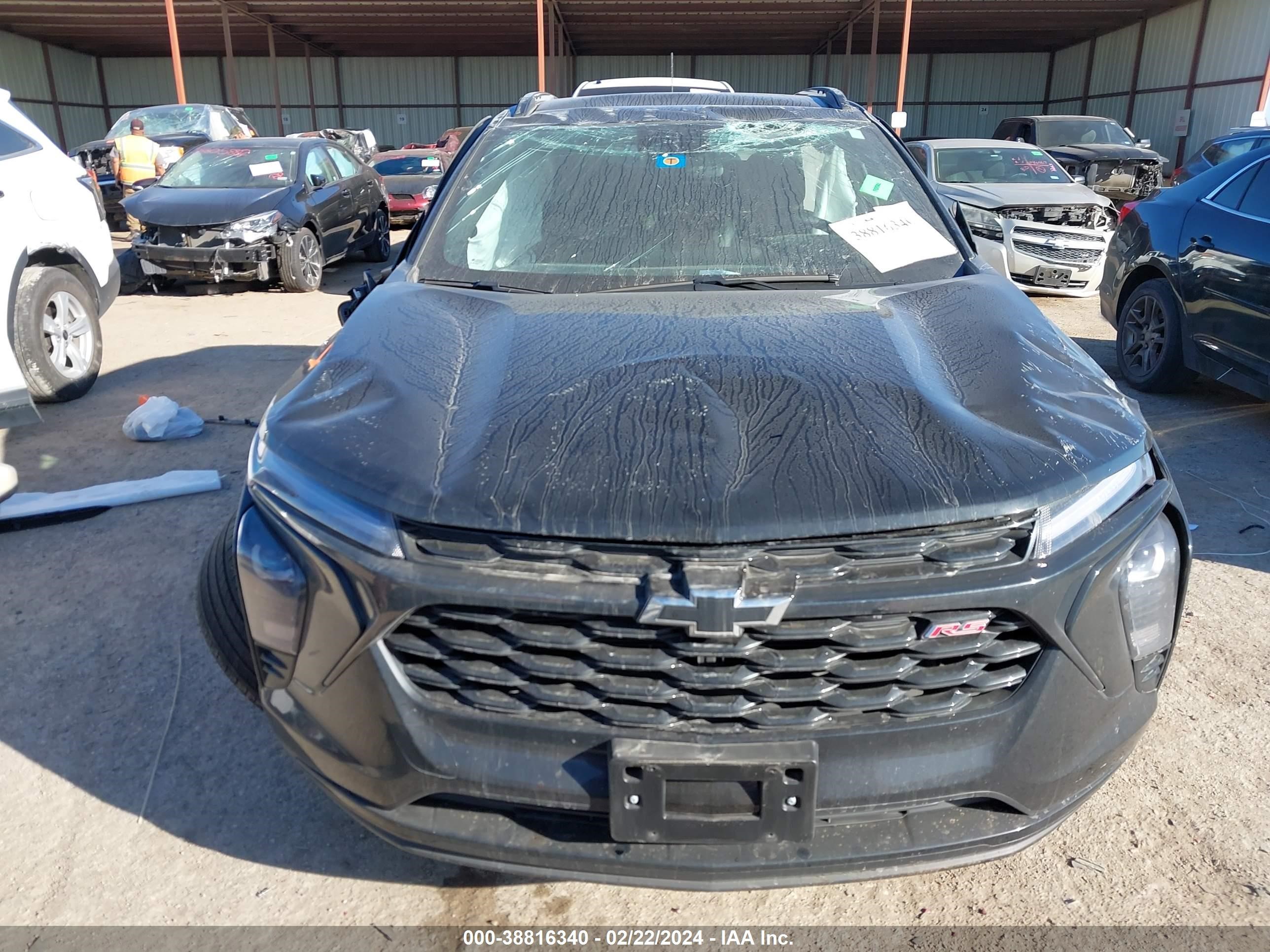 Photo 11 VIN: KL77LJE2XRC028466 - CHEVROLET TRAX 