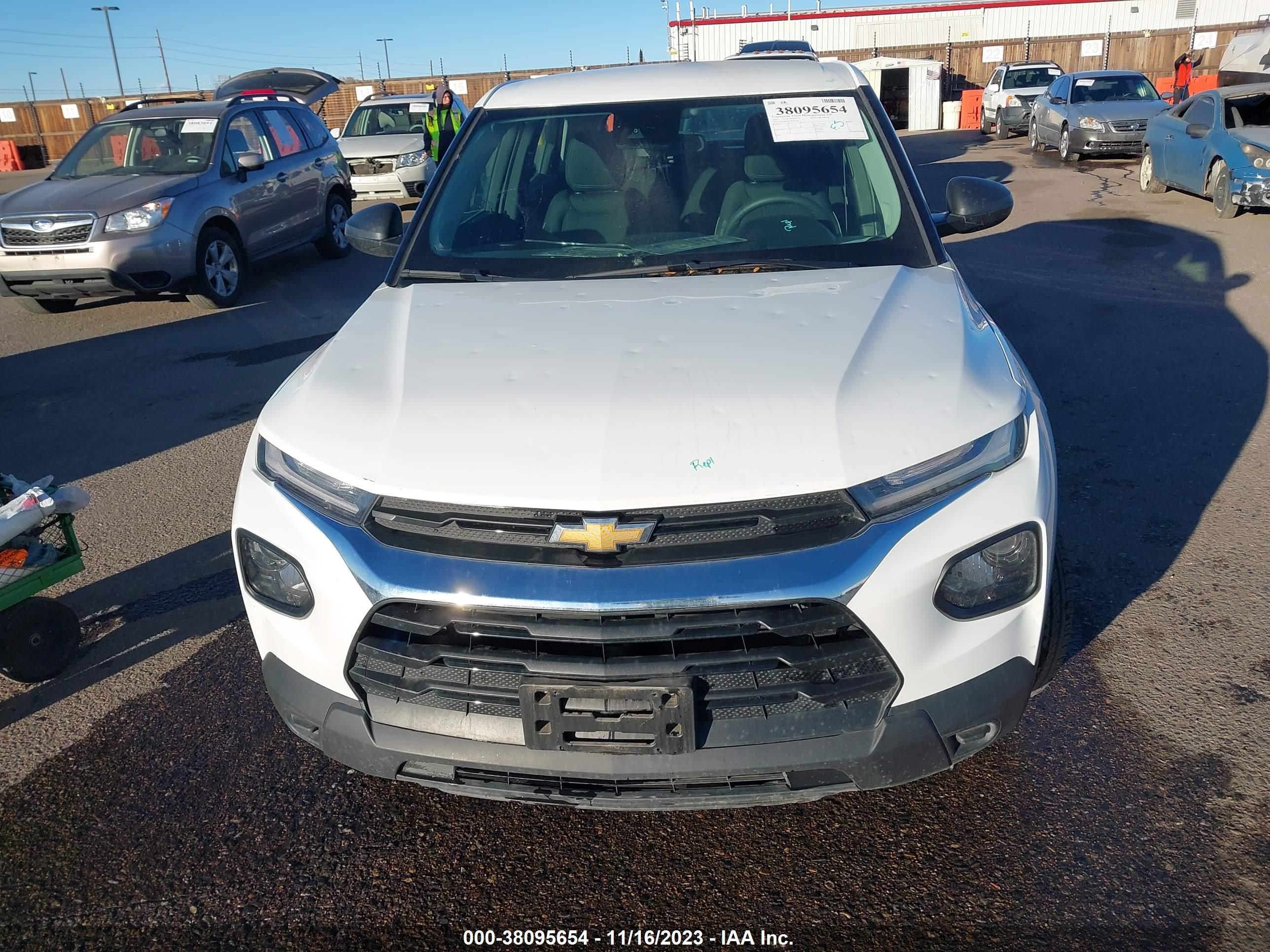 Photo 11 VIN: KL79MNSL9PB034353 - CHEVROLET TRAILBLAZER 