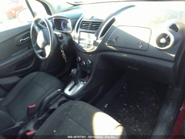 Photo 4 VIN: KL7CJKSB0FB162046 - CHEVROLET TRAX 