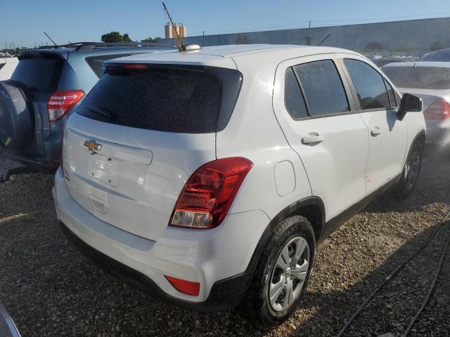 Photo 3 VIN: KL7CJKSB0HB105817 - CHEVROLET TRAX LS 