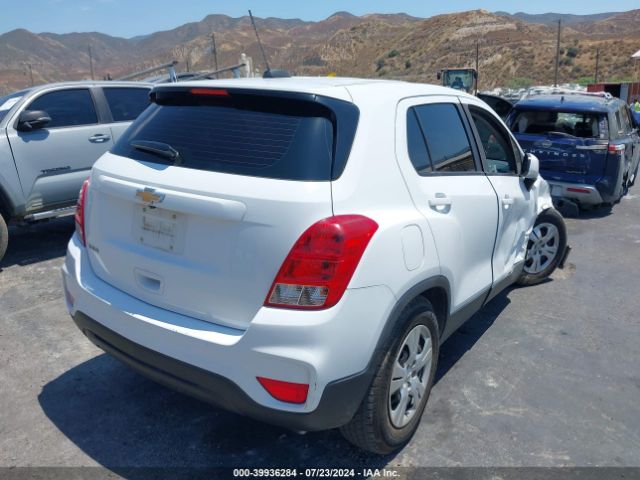 Photo 3 VIN: KL7CJKSB0HB168934 - CHEVROLET TRAX 