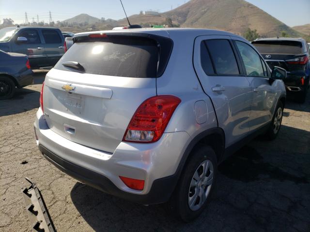 Photo 3 VIN: KL7CJKSB0JB606034 - CHEVROLET TRAX LS 