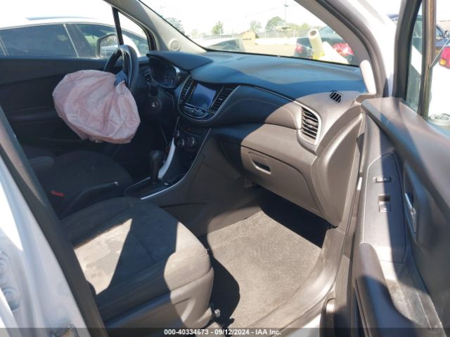 Photo 4 VIN: KL7CJKSB0LB045028 - CHEVROLET TRAX 