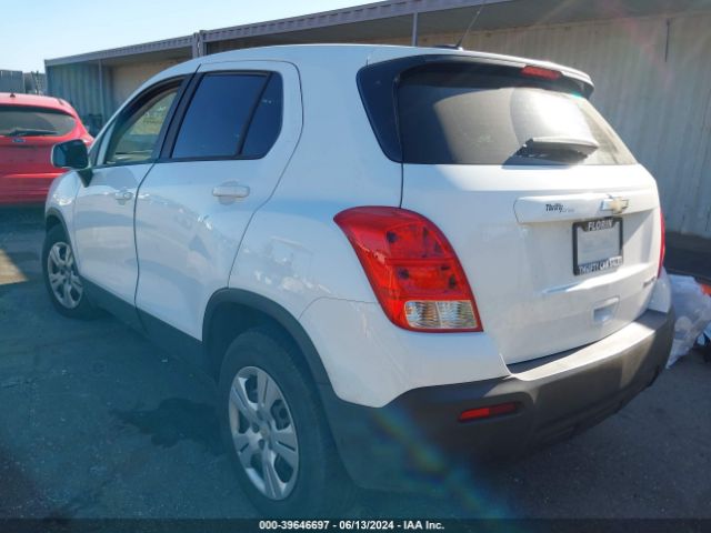 Photo 2 VIN: KL7CJKSB1FB128228 - CHEVROLET TRAX 