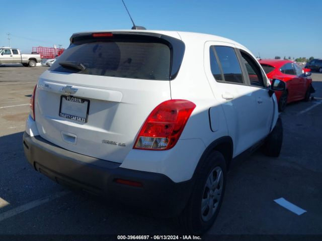 Photo 3 VIN: KL7CJKSB1FB128228 - CHEVROLET TRAX 