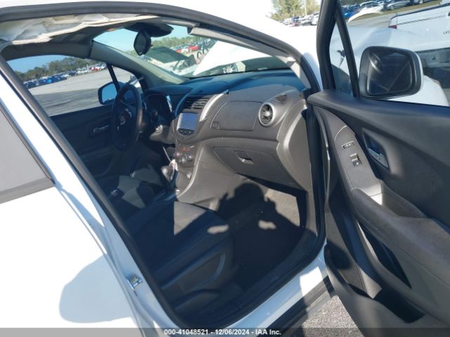 Photo 4 VIN: KL7CJKSB1GB594159 - CHEVROLET TRAX 