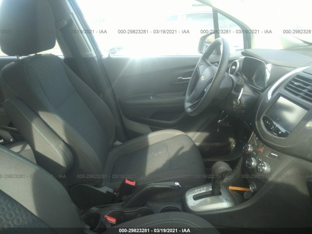 Photo 4 VIN: KL7CJKSB1GB651413 - CHEVROLET TRAX 