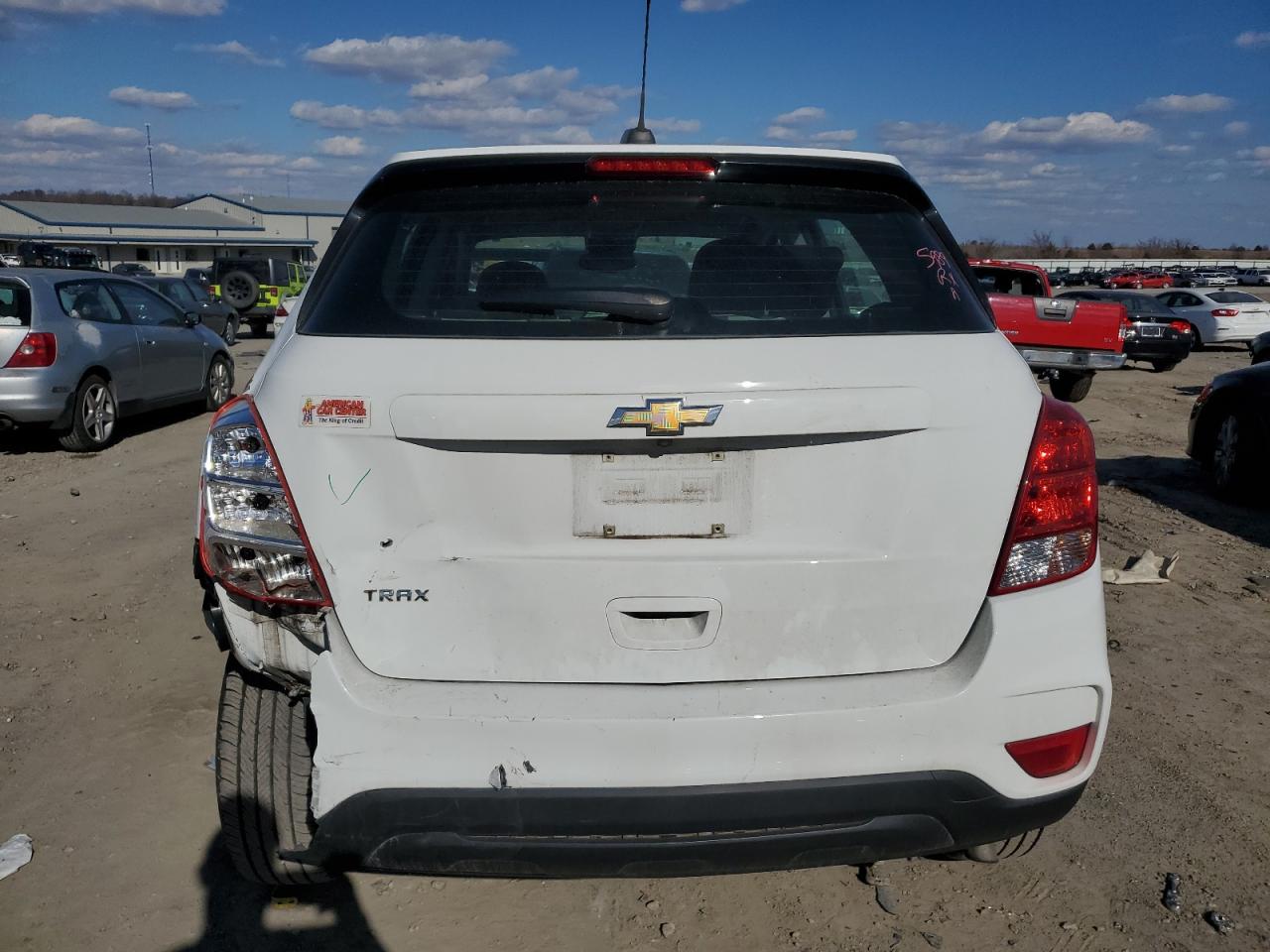 Photo 5 VIN: KL7CJKSB1HB093886 - CHEVROLET TRAX 