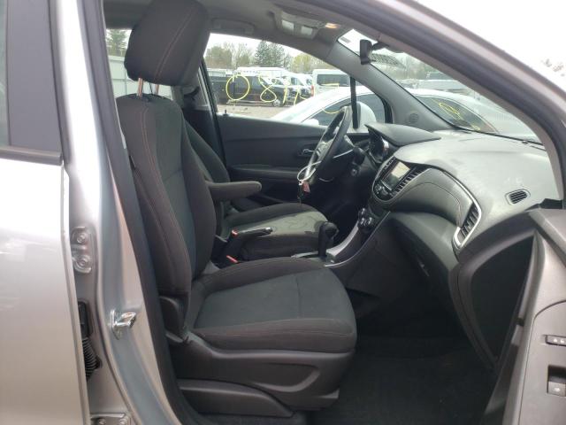 Photo 4 VIN: KL7CJKSB1JB717501 - CHEVROLET TRAX LS 