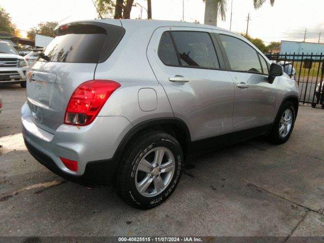 Photo 3 VIN: KL7CJKSB1LB022826 - CHEVROLET TRAX 