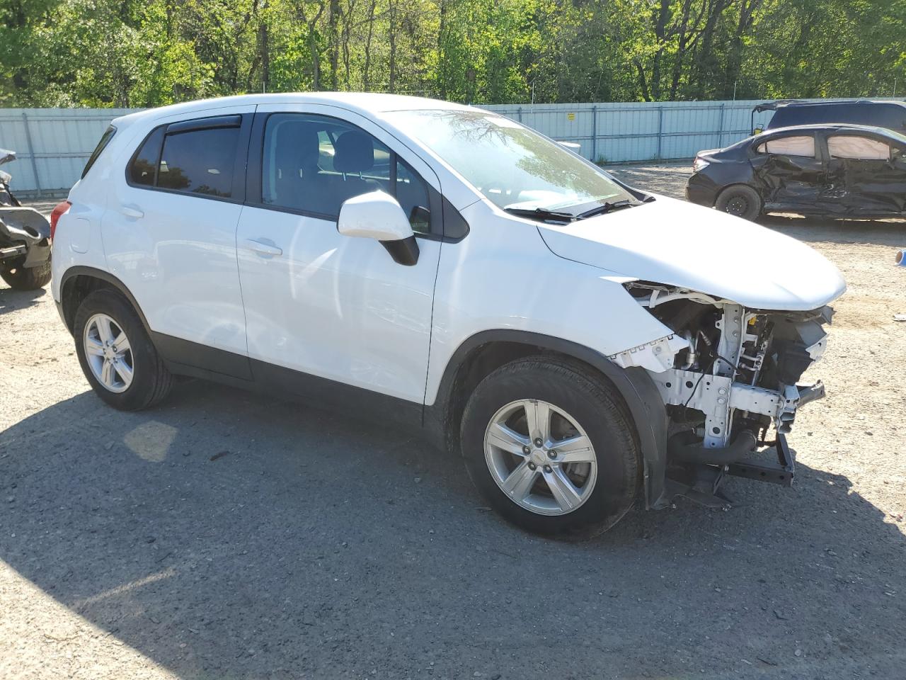 Photo 3 VIN: KL7CJKSB1LB322589 - CHEVROLET TRAX 