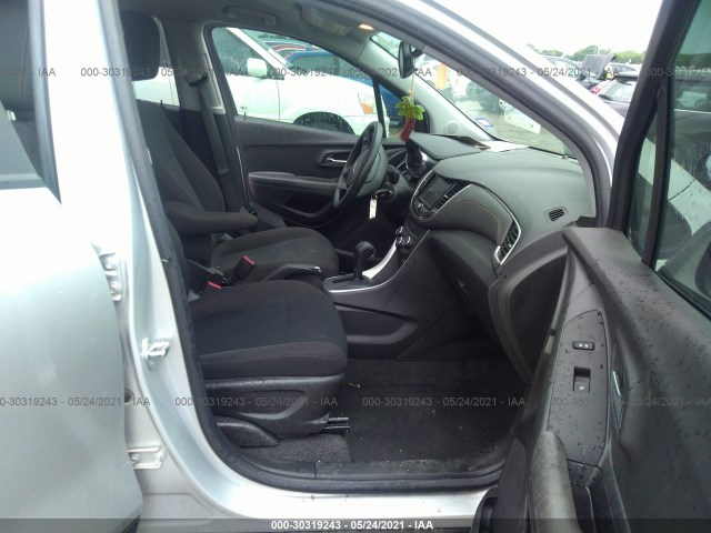 Photo 4 VIN: KL7CJKSB1LB323239 - CHEVROLET TRAX 