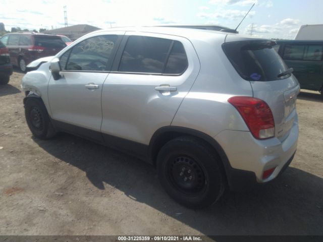 Photo 2 VIN: KL7CJKSB2JB608819 - CHEVROLET TRAX 