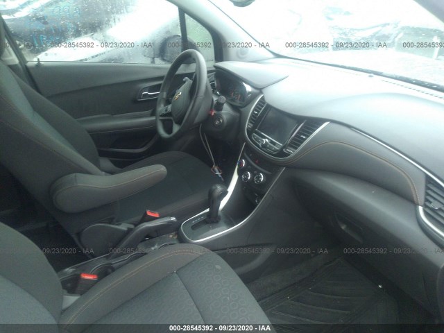 Photo 4 VIN: KL7CJKSB2LB057391 - CHEVROLET TRAX 