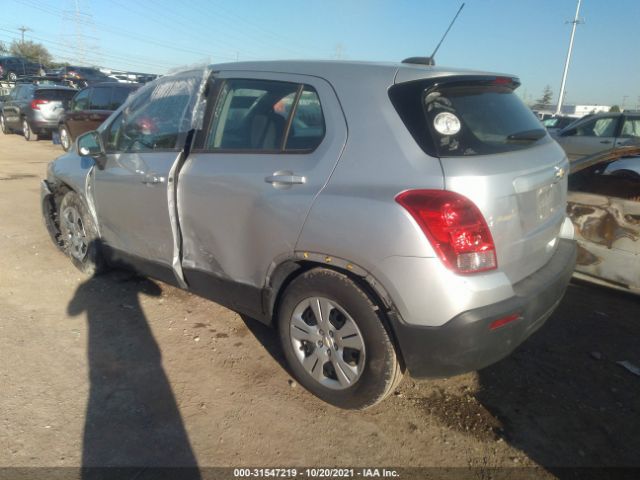 Photo 2 VIN: KL7CJKSB3GB762514 - CHEVROLET TRAX 