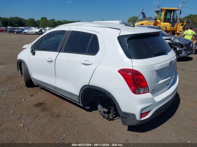 Photo 2 VIN: KL7CJKSB3HB243139 - CHEVROLET TRAX 