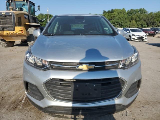 Photo 4 VIN: KL7CJKSB3HB261480 - CHEVROLET TRAX LS 