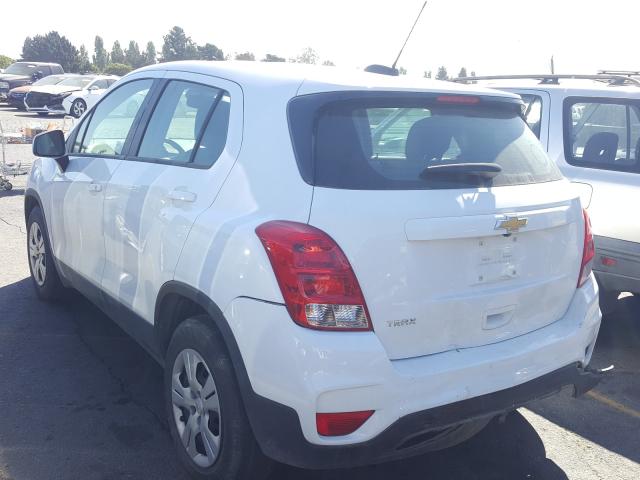 Photo 2 VIN: KL7CJKSB3JB572946 - CHEVROLET TRAX LS 