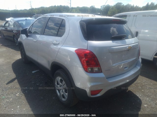 Photo 2 VIN: KL7CJKSB3JB719900 - CHEVROLET TRAX 