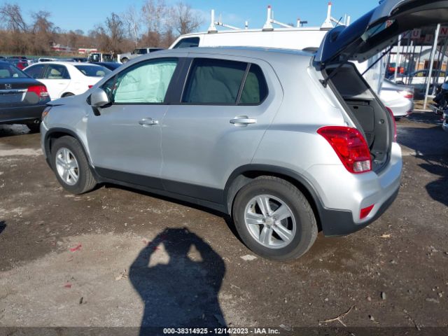 Photo 2 VIN: KL7CJKSB3LB310279 - CHEVROLET TRAX 