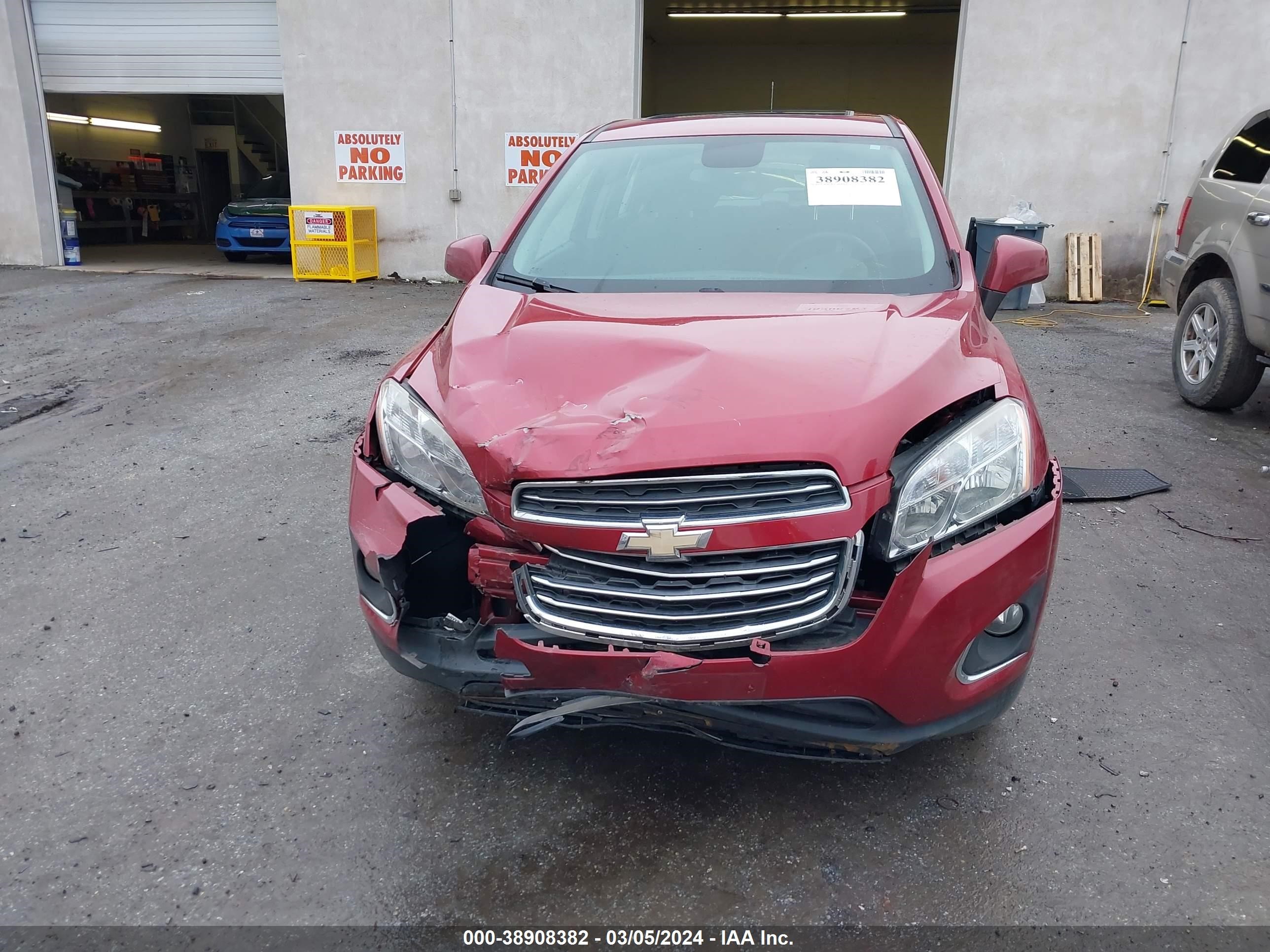 Photo 5 VIN: KL7CJKSB4FB216836 - CHEVROLET TRAX 