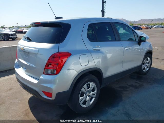 Photo 3 VIN: KL7CJKSB4HB244834 - CHEVROLET TRAX 