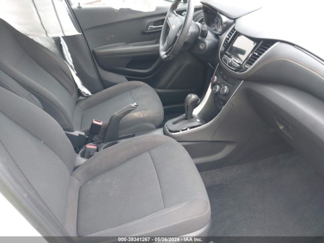 Photo 4 VIN: KL7CJKSB4JB522699 - CHEVROLET TRAX 