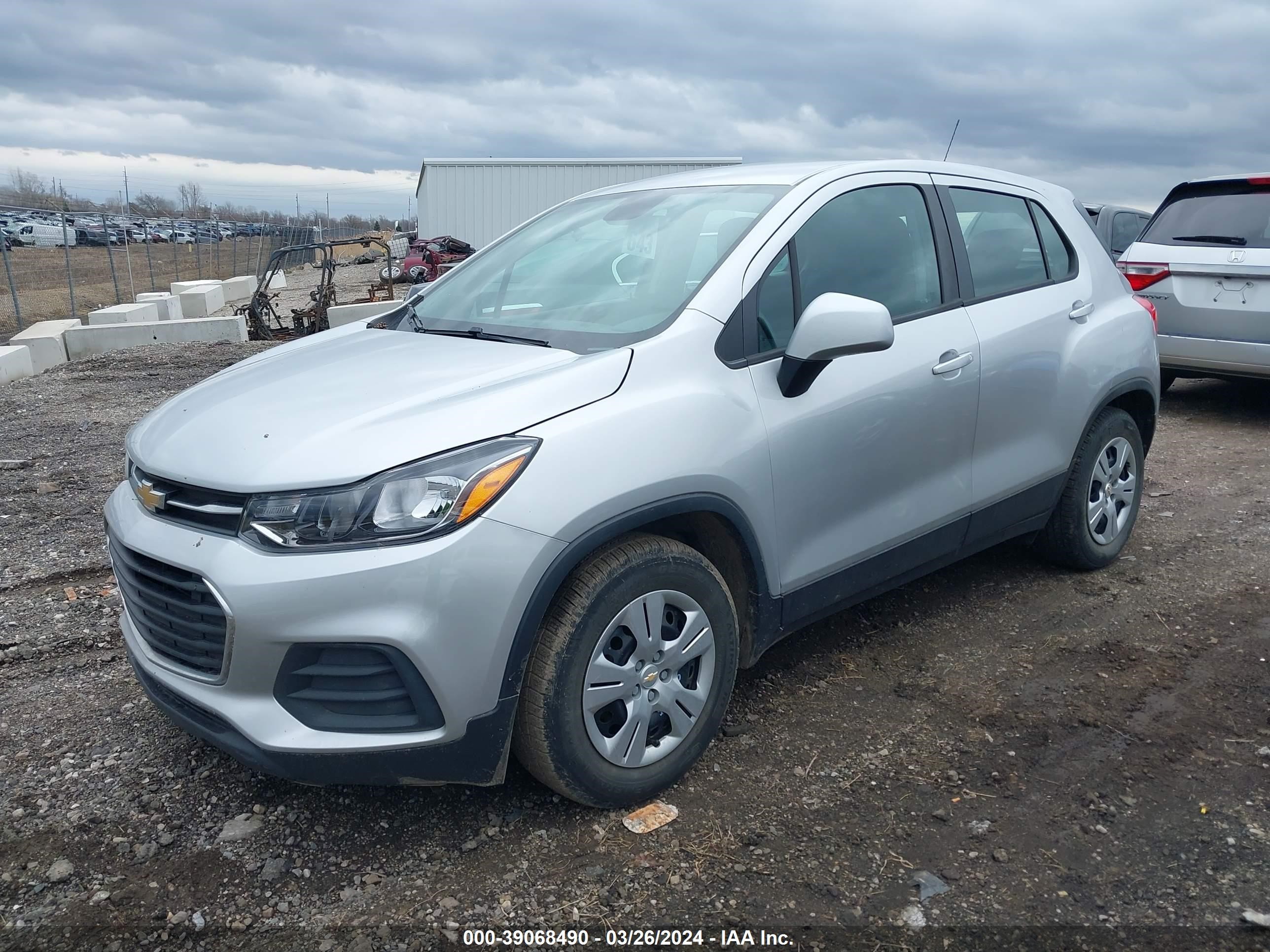 Photo 1 VIN: KL7CJKSB5HB086116 - CHEVROLET TRAX 