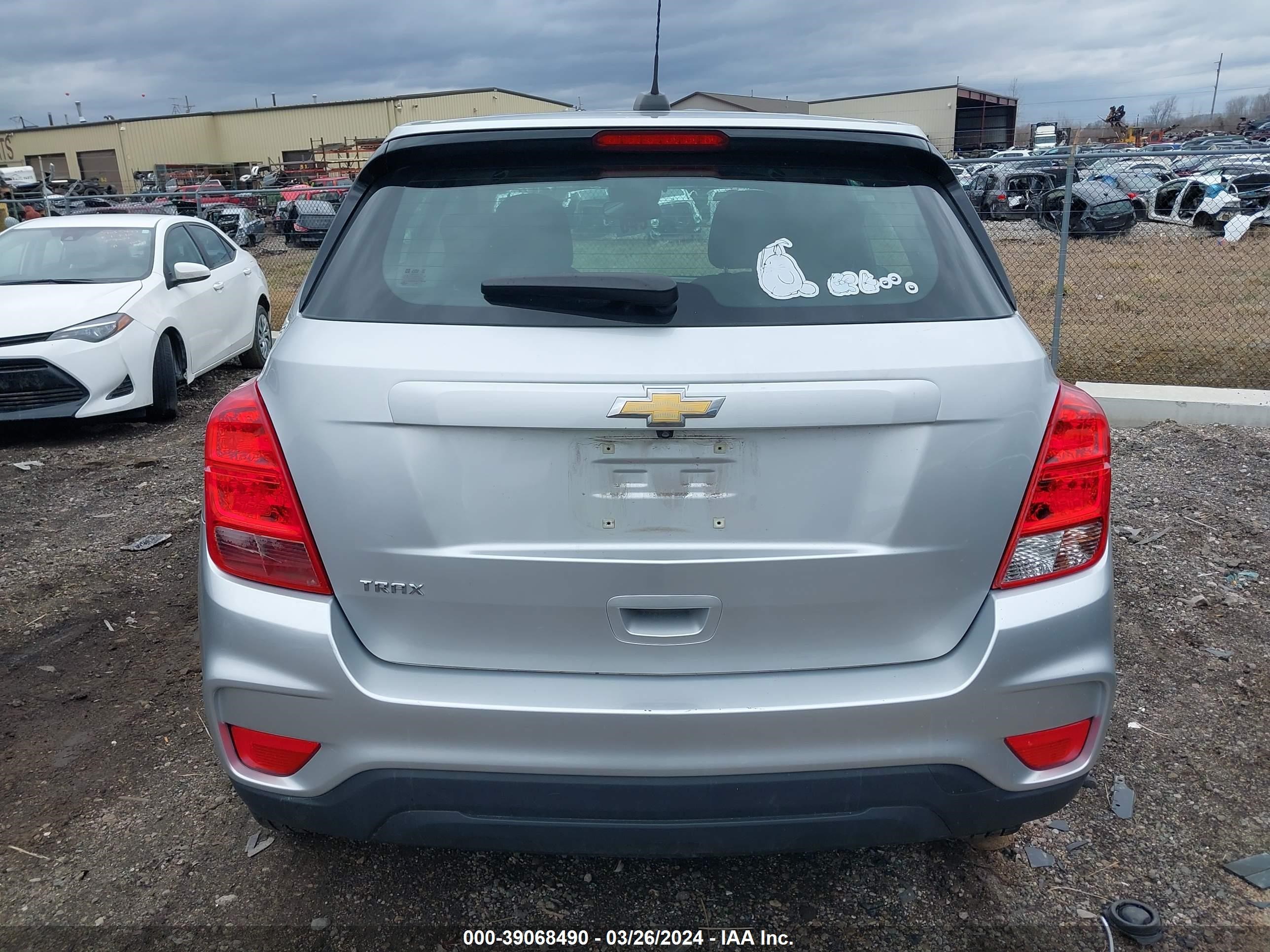 Photo 11 VIN: KL7CJKSB5HB086116 - CHEVROLET TRAX 