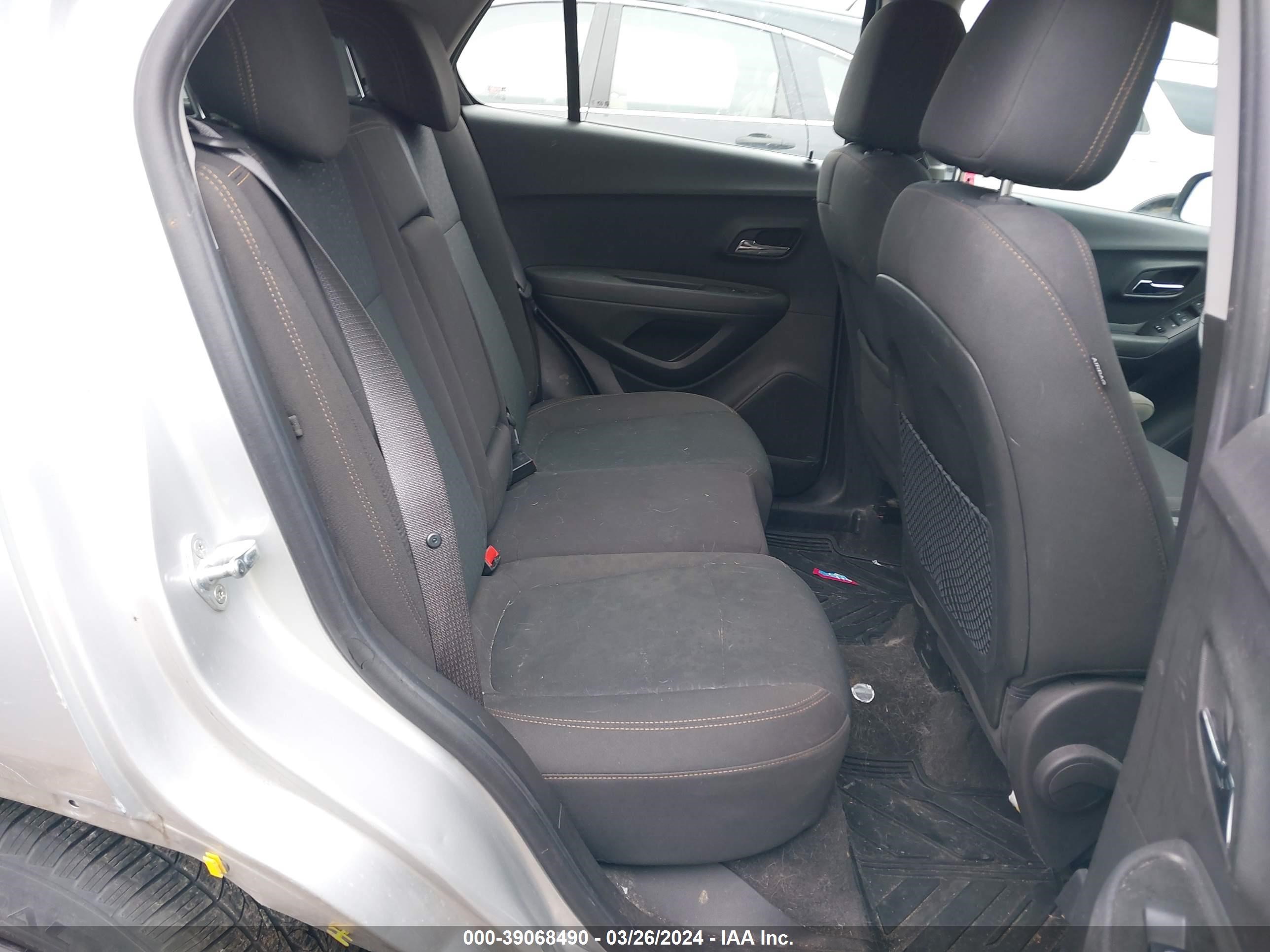 Photo 7 VIN: KL7CJKSB5HB086116 - CHEVROLET TRAX 