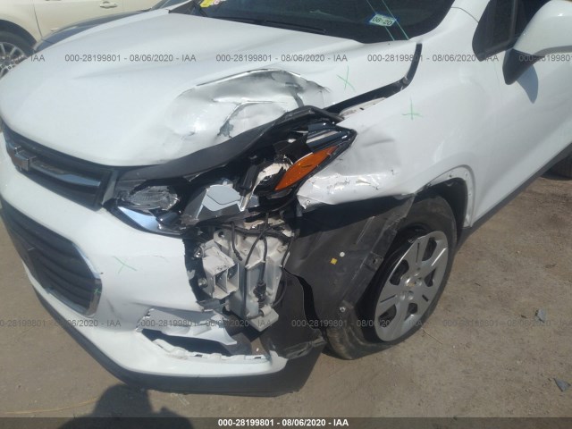 Photo 5 VIN: KL7CJKSB5HB174132 - CHEVROLET TRAX 