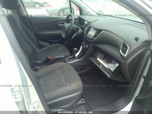 Photo 4 VIN: KL7CJKSB5HB183140 - CHEVROLET TRAX 