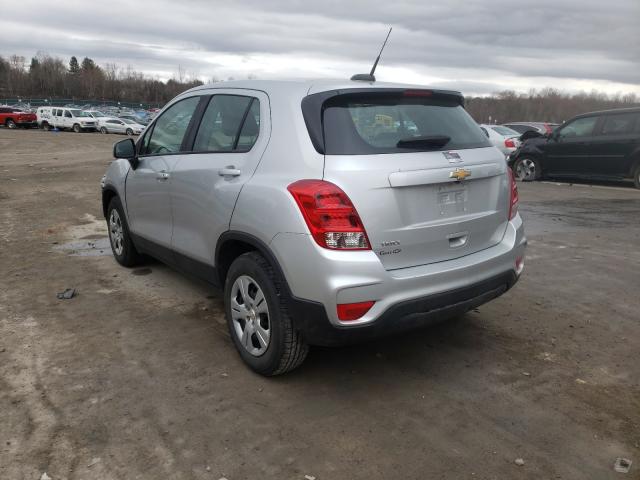 Photo 2 VIN: KL7CJKSB5HB224544 - CHEVROLET TRAX LS 