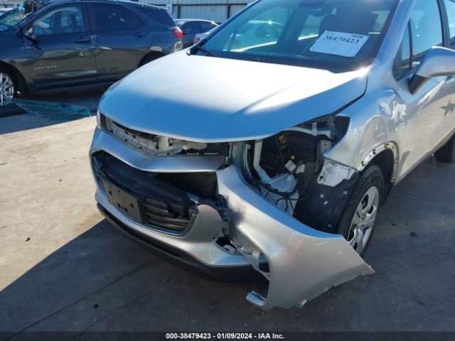 Photo 5 VIN: KL7CJKSB5JB523666 - CHEVROLET TRAX 