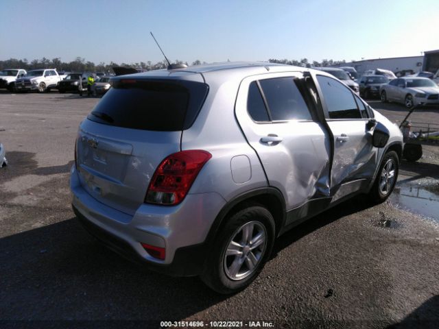 Photo 3 VIN: KL7CJKSB5MB301990 - CHEVROLET TRAX 