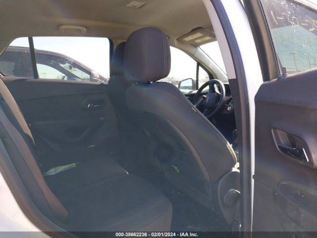 Photo 7 VIN: KL7CJKSB5MB304520 - CHEVROLET TRAX 