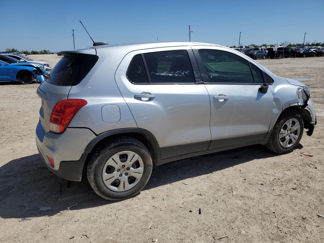 Photo 2 VIN: KL7CJKSB6HB094872 - CHEVROLET TRAX 