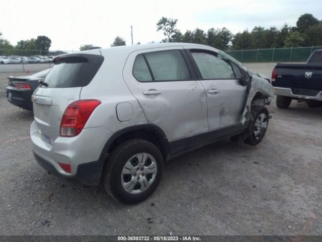 Photo 3 VIN: KL7CJKSB6HB216176 - CHEVROLET TRAX 