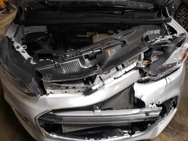 Photo 6 VIN: KL7CJKSB6JB607690 - CHEVROLET TRAX LS 