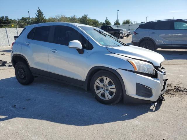 Photo 3 VIN: KL7CJKSB7GB752651 - CHEVROLET TRAX LS 