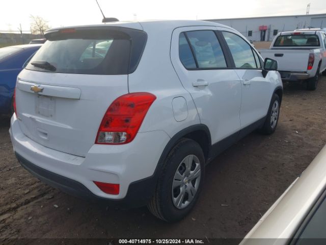 Photo 3 VIN: KL7CJKSB7HB126101 - CHEVROLET TRAX 