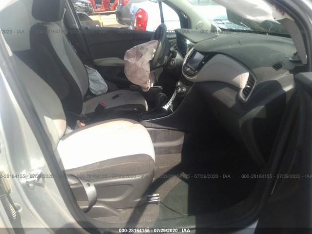 Photo 4 VIN: KL7CJKSB7HB150902 - CHEVROLET TRAX 