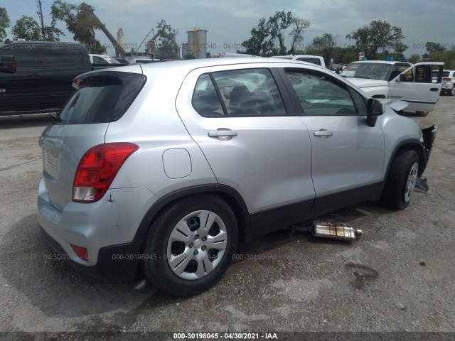 Photo 3 VIN: KL7CJKSB7HB150902 - CHEVROLET TRAX 