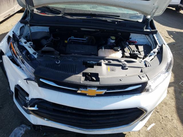 Photo 6 VIN: KL7CJKSB7JB535060 - CHEVROLET TRAX LS 