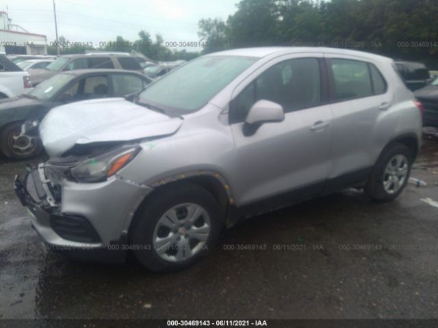 Photo 1 VIN: KL7CJKSB7JB715736 - CHEVROLET TRAX 